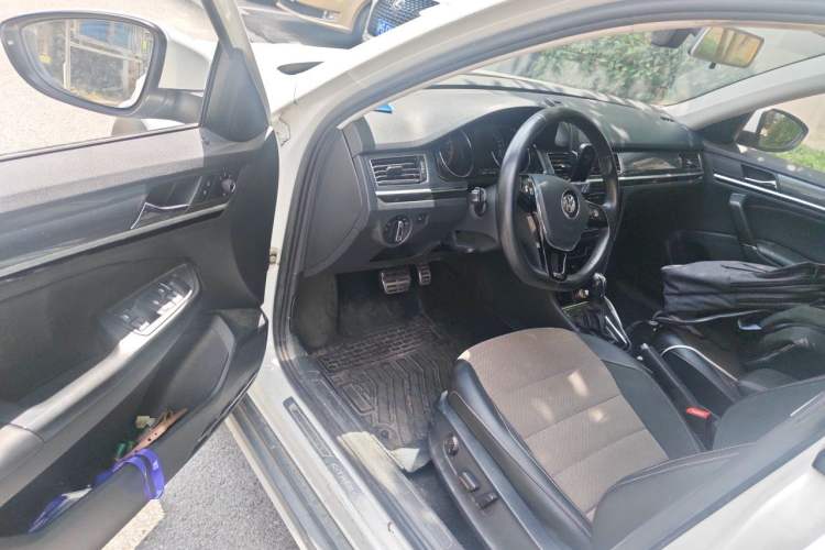 Used Volkswagen C-TREK 2020 1.5L Automatic Comfort Model Driver Seat