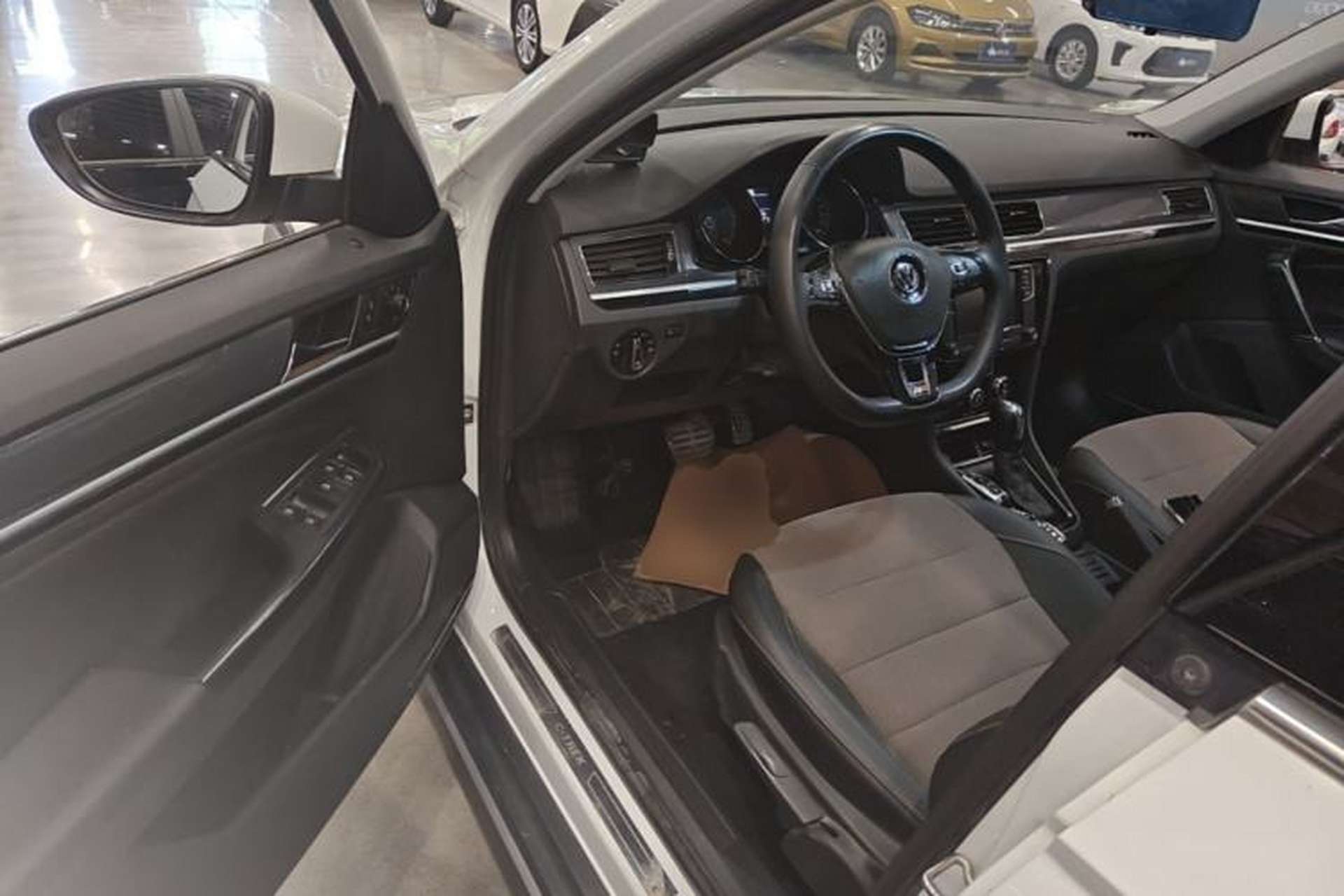 Used Volkswagen C-TREK 2020 1.5L Automatic Comfort Model Driver Seat