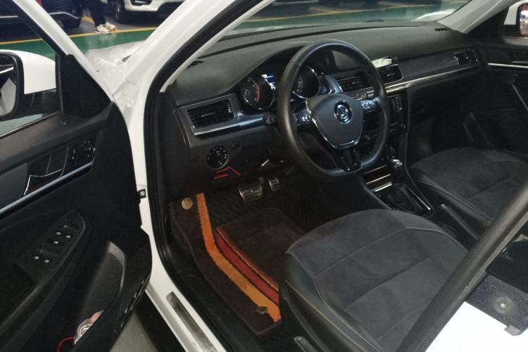 Used Volkswagen C-TREK 2020 1.5L Automatic Comfort Model Driver Seat
