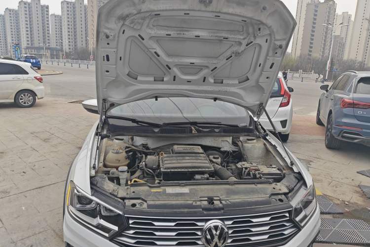 Used Volkswagen C-TREK 2020 1.5L Automatic Comfort Model Engine Bay