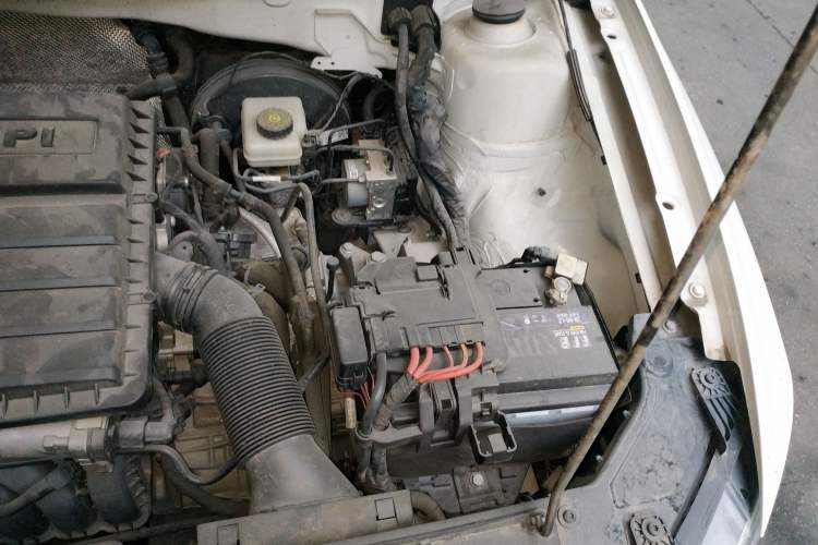 Used Volkswagen C-TREK 2020 1.5L Automatic Comfort Model Engine Bay Left