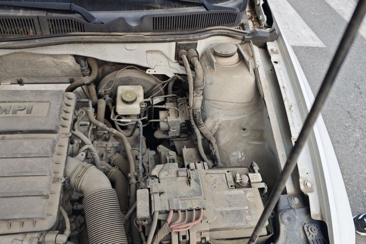 Used Volkswagen C-TREK 2020 1.5L Automatic Comfort Model Engine Bay Left