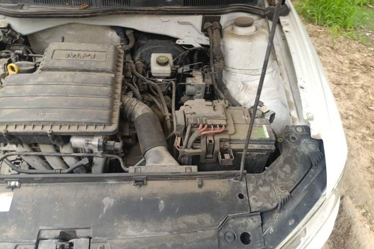 Used Volkswagen C-TREK 2020 1.5L Automatic Fashion Edition Engine Bay Left