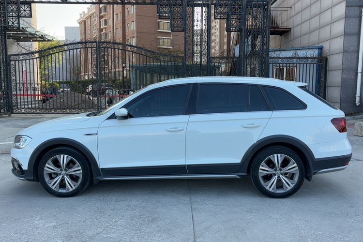 Used Volkswagen C-TREK 2020 1.5L Automatic Comfort Model Exterior 6
