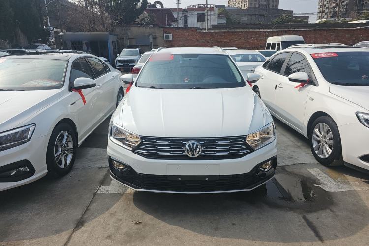 Used Volkswagen C-TREK 2020 1.5L Automatic Fashion Edition Front