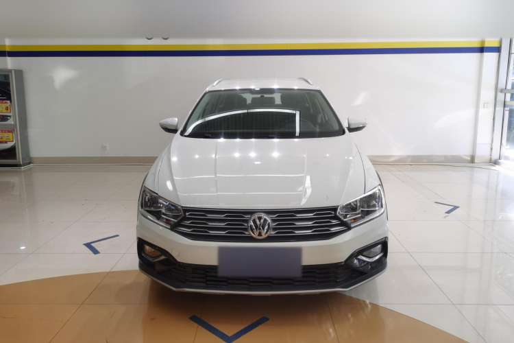 Used Volkswagen C-TREK 2020 1.5L Automatic Fashion Edition Front