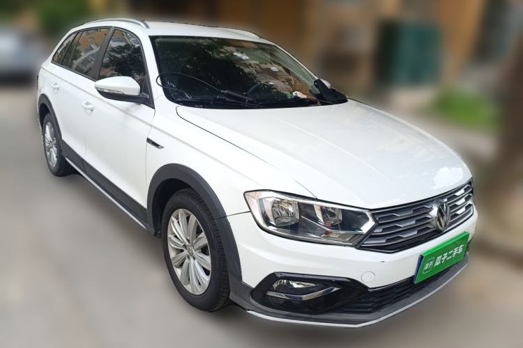 Used Volkswagen C-TREK 2020 1.5L Automatic Fashion Edition Front Right 45 Deg