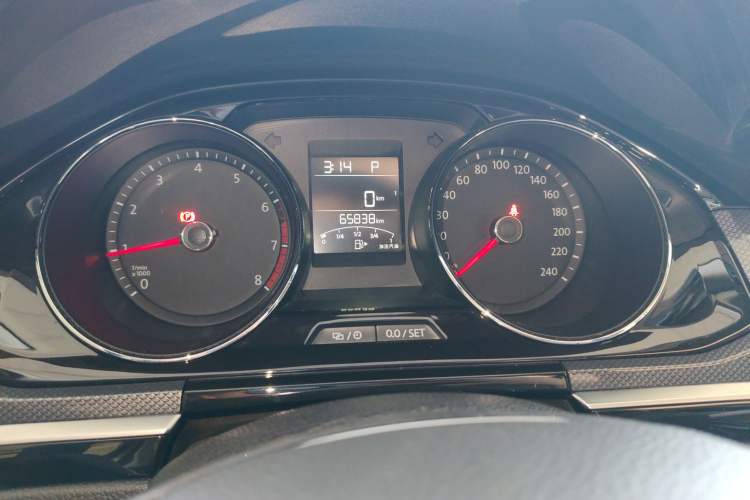 Used Volkswagen C-TREK 2020 1.5L Automatic Comfort Model Instrument Cluster