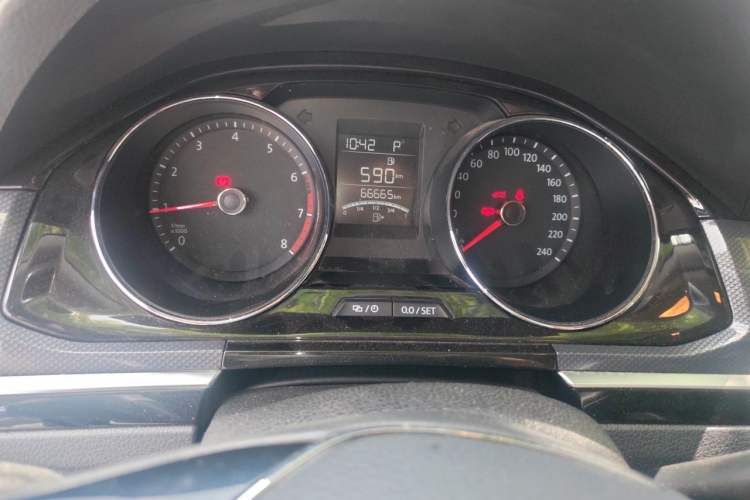 Used Volkswagen C-TREK 2020 1.5L Automatic Comfort Model Instrument Cluster