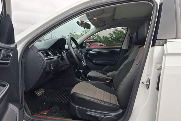 Used Volkswagen C-TREK 2020 1.5L Automatic Comfort Model Interior 2