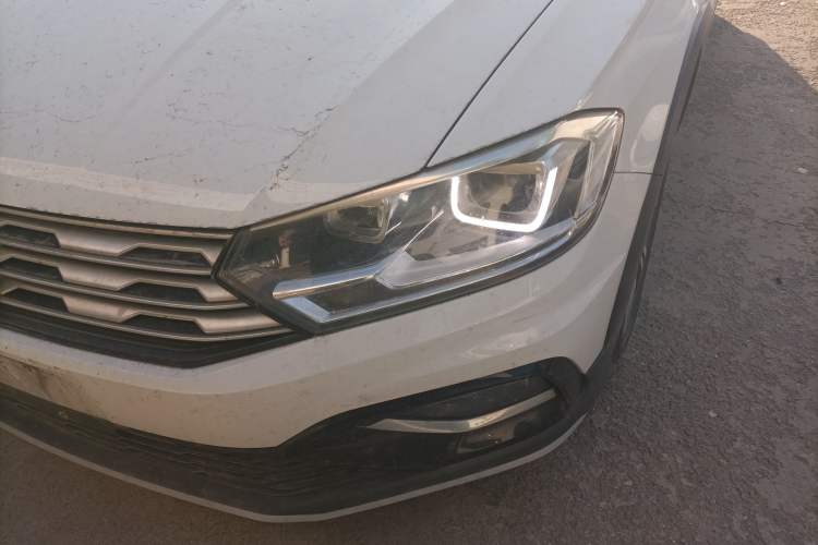 Used Volkswagen C-TREK 2020 1.5L Automatic Comfort Model Left Front Headlight