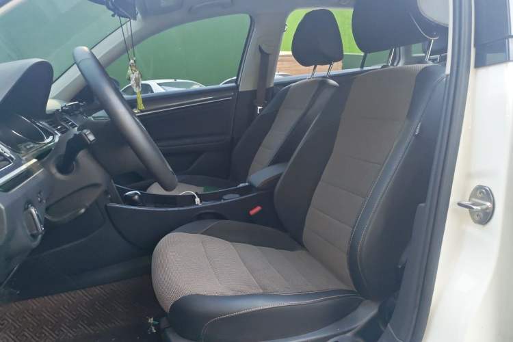 Used Volkswagen C-TREK 2020 1.5L Automatic Comfort Model Left Front Seat