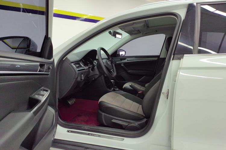 Used Volkswagen C-TREK 2020 1.5L Automatic Comfort Model Left Front Seat