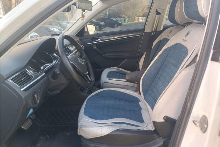 Used Volkswagen C-TREK 2020 1.5L Automatic Comfort Model Left Front Seat