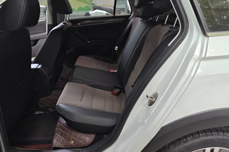 Used Volkswagen C-TREK 2020 1.5L Automatic Comfort Model Left Rear Seat