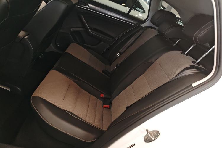 Used Volkswagen C-TREK 2020 1.5L Automatic Comfort Model Left Rear Seat
