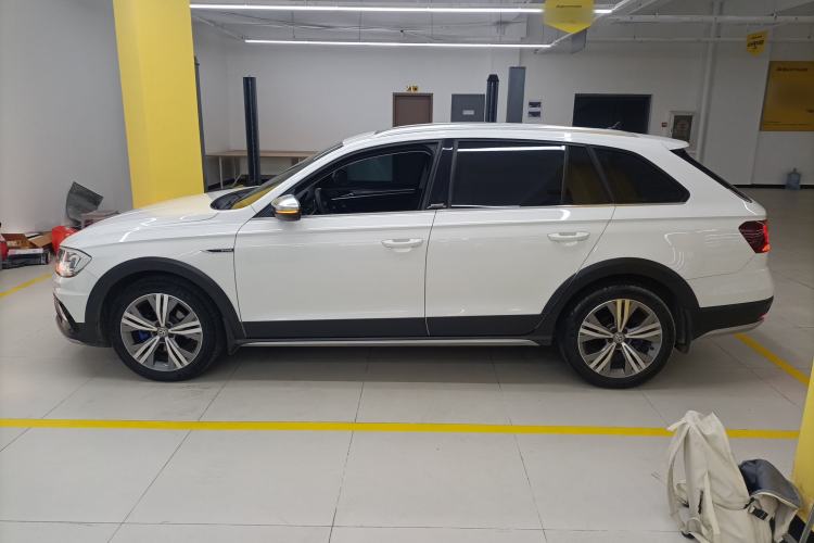 Used Volkswagen C-TREK 2020 1.5L Automatic Comfort Model Left Side