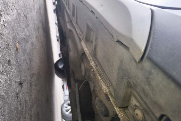 Used Volkswagen C-TREK 2020 1.5L Automatic Comfort Model Left Side Sill