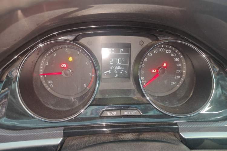 Used Volkswagen C-TREK 2020 1.5L Automatic Comfort Model Odometer Close Up