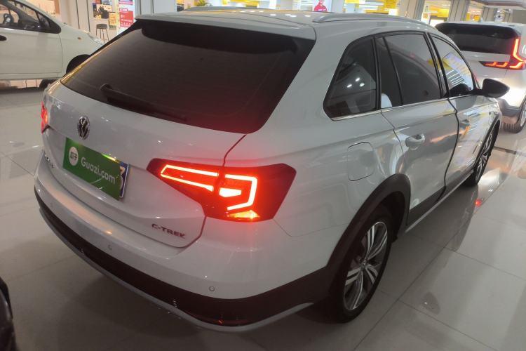 Used Volkswagen C-TREK 2020 1.5L Automatic Comfort Model Rear Right 45 Deg