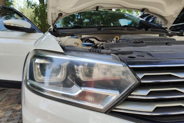 Used Volkswagen C-TREK 2020 1.5L Automatic Comfort Model Right Front Headlight