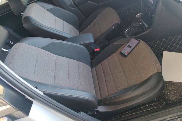 Used Volkswagen C-TREK 2020 1.5L Automatic Comfort Model Right Front Seat