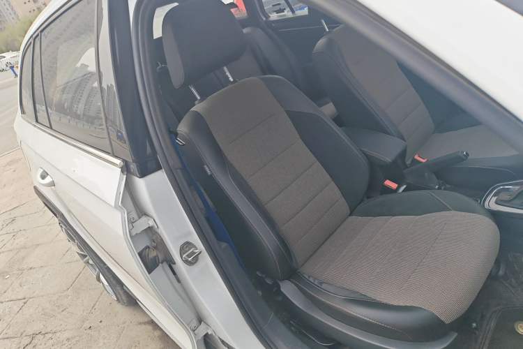 Used Volkswagen C-TREK 2020 1.5L Automatic Comfort Model Right Front Seat