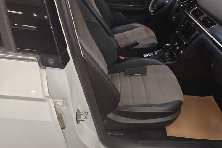 Used Volkswagen C-TREK 2020 1.5L Automatic Comfort Model Right Front Seat