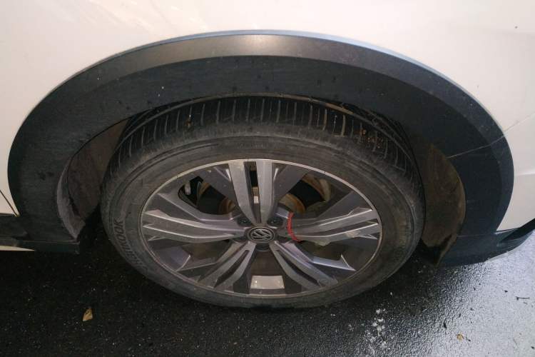 Used Volkswagen C-TREK 2020 1.5L Automatic Comfort Model Right Front Wheel Hub