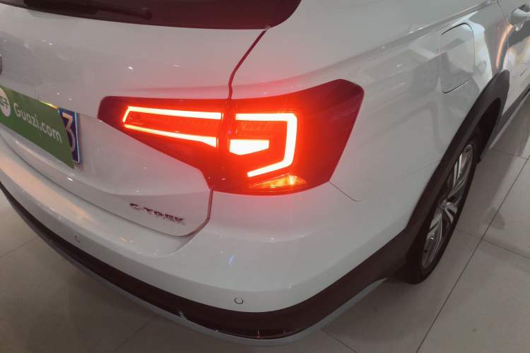 Used Volkswagen C-TREK 2020 1.5L Automatic Comfort Model Right Rear Taillight