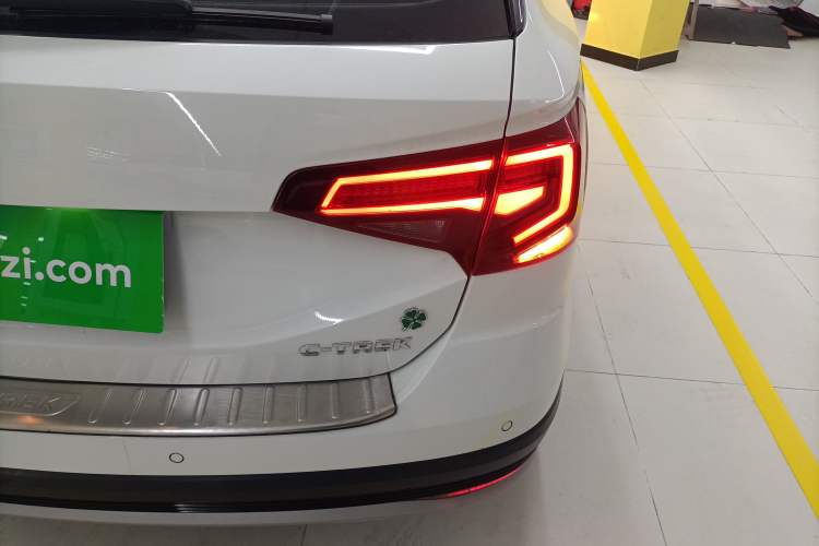 Used Volkswagen C-TREK 2020 1.5L Automatic Comfort Model Right Rear Taillight