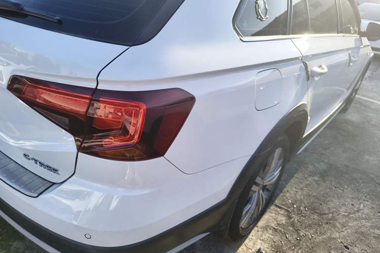 Used Volkswagen C-TREK 2020 1.5L Automatic Comfort Model Right Rear Taillight