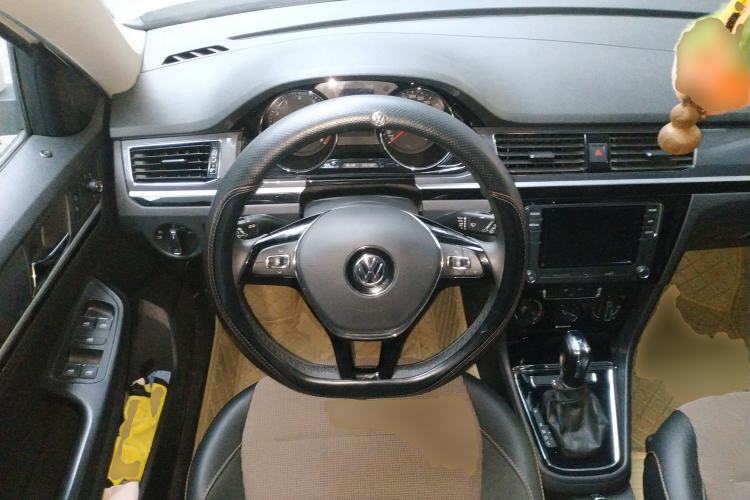 Used Volkswagen C-TREK 2020 1.5L Automatic Comfort Model Steering Wheel
