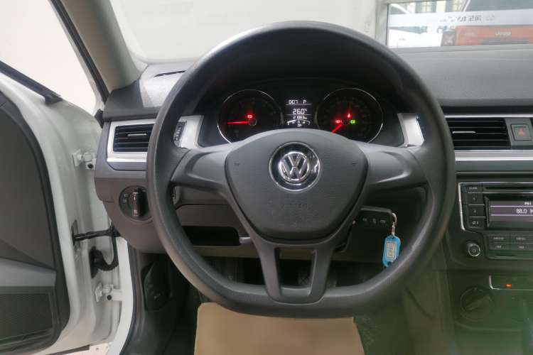 Used Volkswagen C-TREK 2020 1.5L Automatic Fashion Edition Steering Wheel