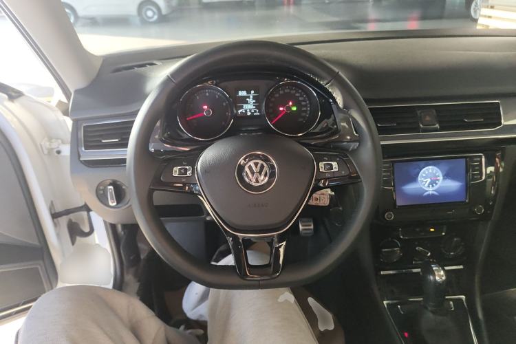 Used Volkswagen C-TREK 2020 1.5L Automatic Comfort Model Steering Wheel