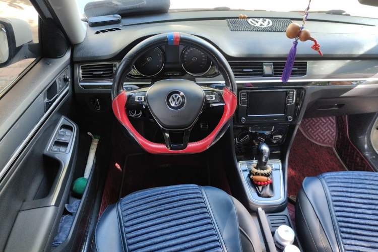 Used Volkswagen C-TREK 2020 1.5L Automatic Comfort Model Steering Wheel