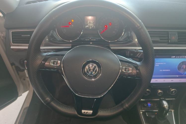 Used Volkswagen C-TREK 2020 1.5L Automatic Comfort Model Steering Wheel