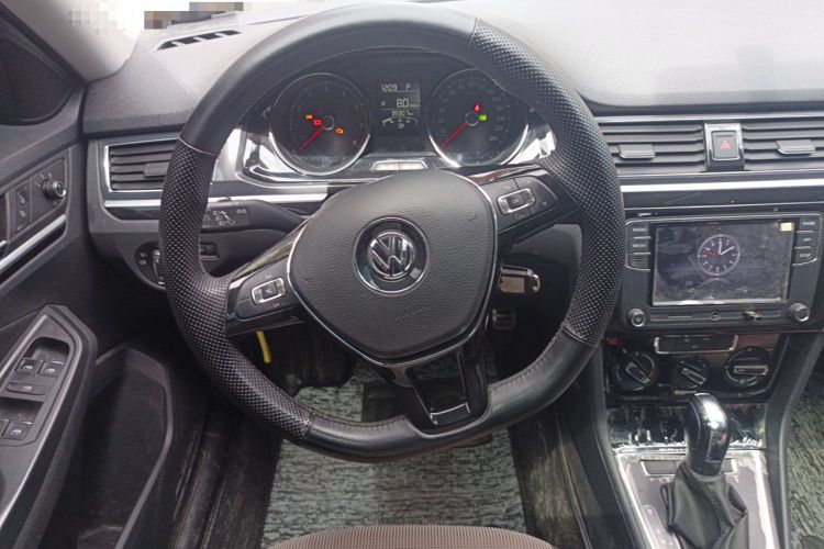 Used Volkswagen C-TREK 2020 1.5L Automatic Comfort Model Steering Wheel