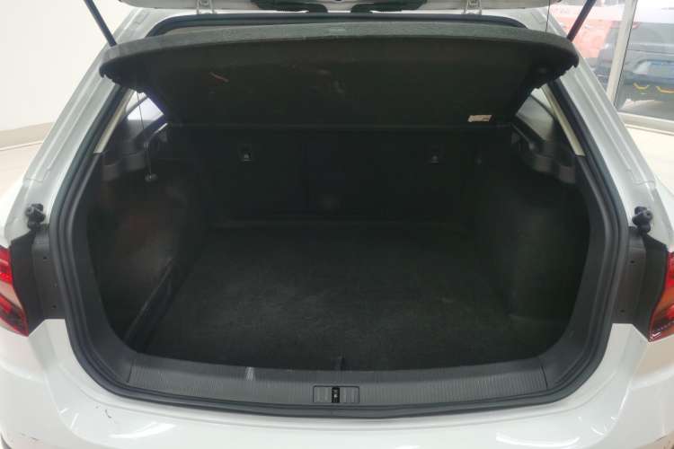 Used Volkswagen C-TREK 2020 1.5L Automatic Fashion Edition Trunk