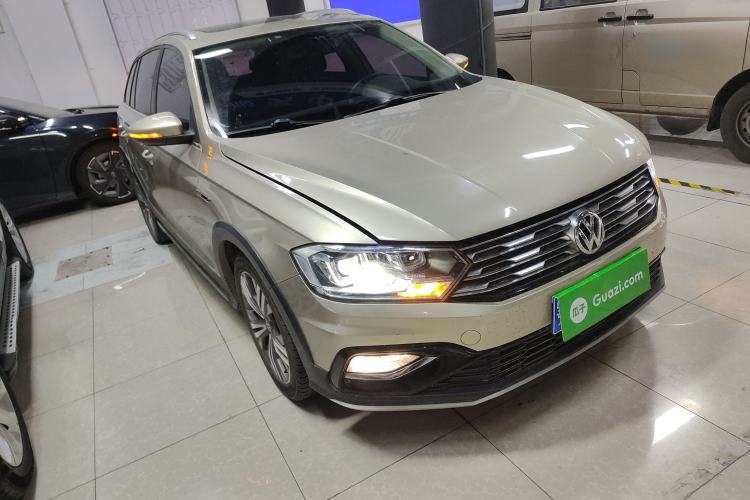 Used Volkswagen C-TREK 2020 1.5L Automatic Comfort Model Front Right 45 Deg