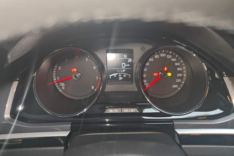 Used Volkswagen C-TREK 2020 1.5L Automatic Comfort Model Instrument Cluster