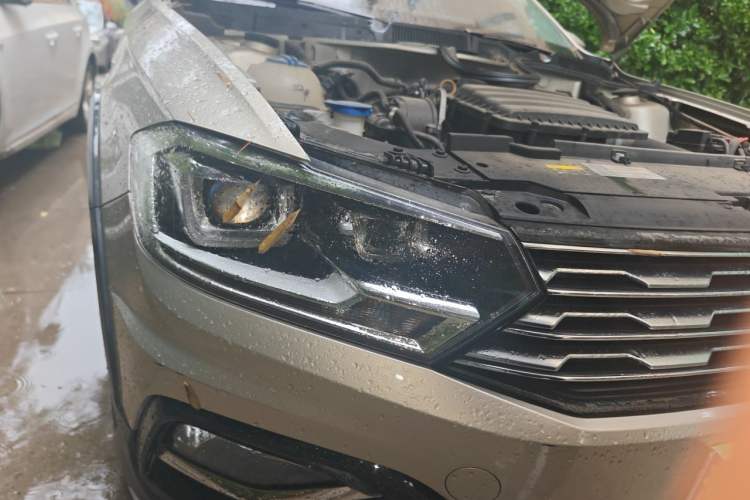 Used Volkswagen C-TREK 2020 1.5L Automatic Comfort Model Right Front Headlight