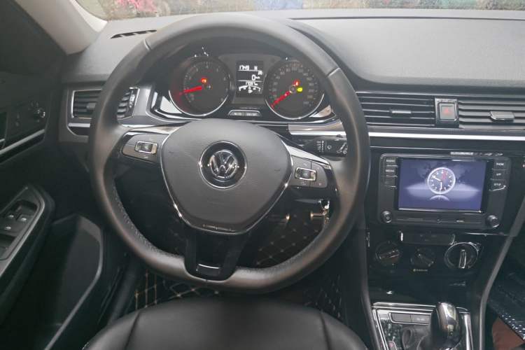 Used Volkswagen C-TREK 2020 1.5L Automatic Comfort Model Steering Wheel