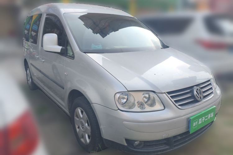 Used Volkswagen Caddy 2005 1.6L Comfort 5-Seater Front Right 45 Deg
