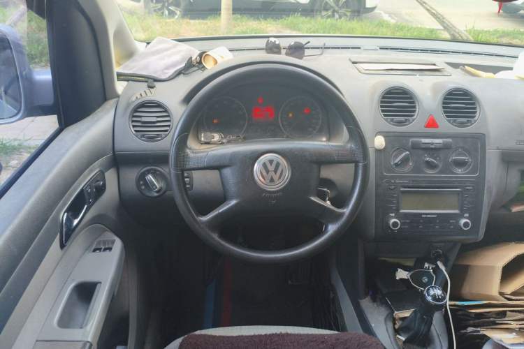 Used Volkswagen Caddy 2005 1.6L Comfort 5-Seater Steering Wheel