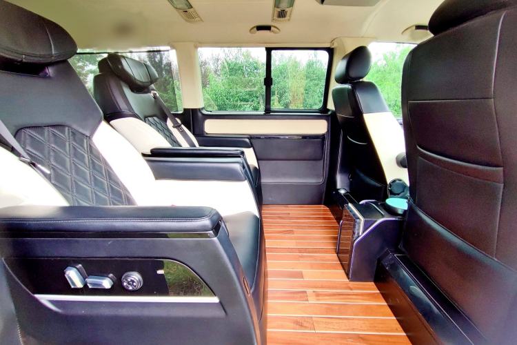 Used Volkswagen Caravelle 2014 2.0 TSI Four-Wheel Drive Comfort Edition Interior 8