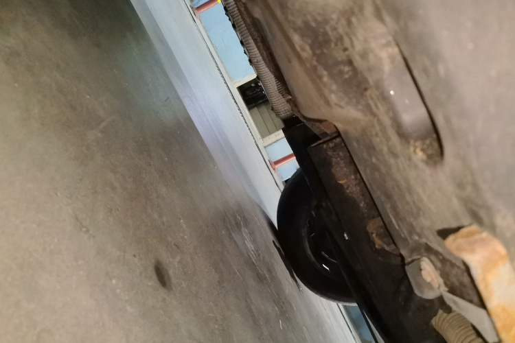 Used Volkswagen Caravelle  Chassis Front Right