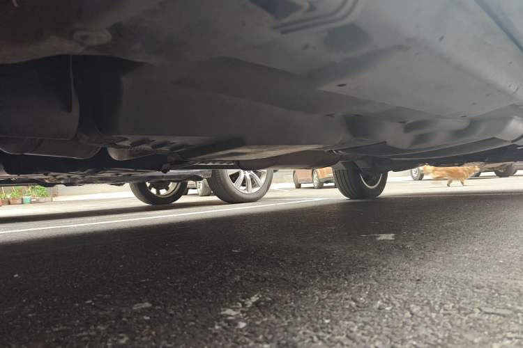 Used Volkswagen Caravelle 2014 2.0 TSI Four-Wheel Drive Comfort Edition Chassis Front Left