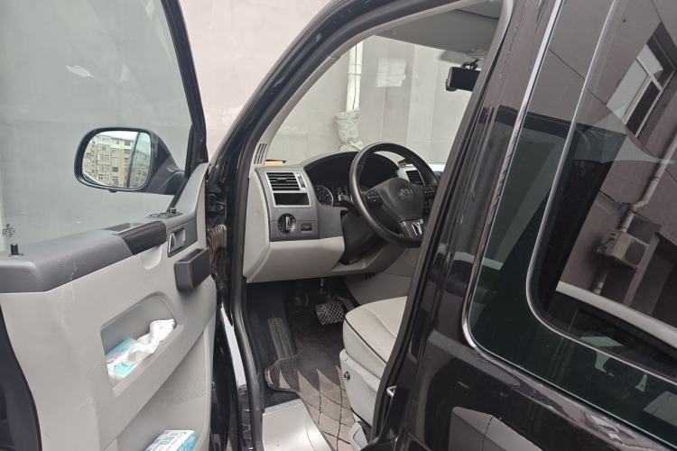 Used Volkswagen Caravelle 2014 2.0 TSI Four-Wheel Drive Comfort Edition Driver Seat