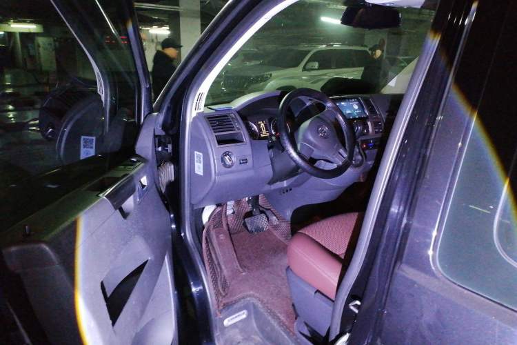 Used Volkswagen Caravelle 2014 2.0 TSI Four-Wheel Drive Comfort Edition Driver Seat